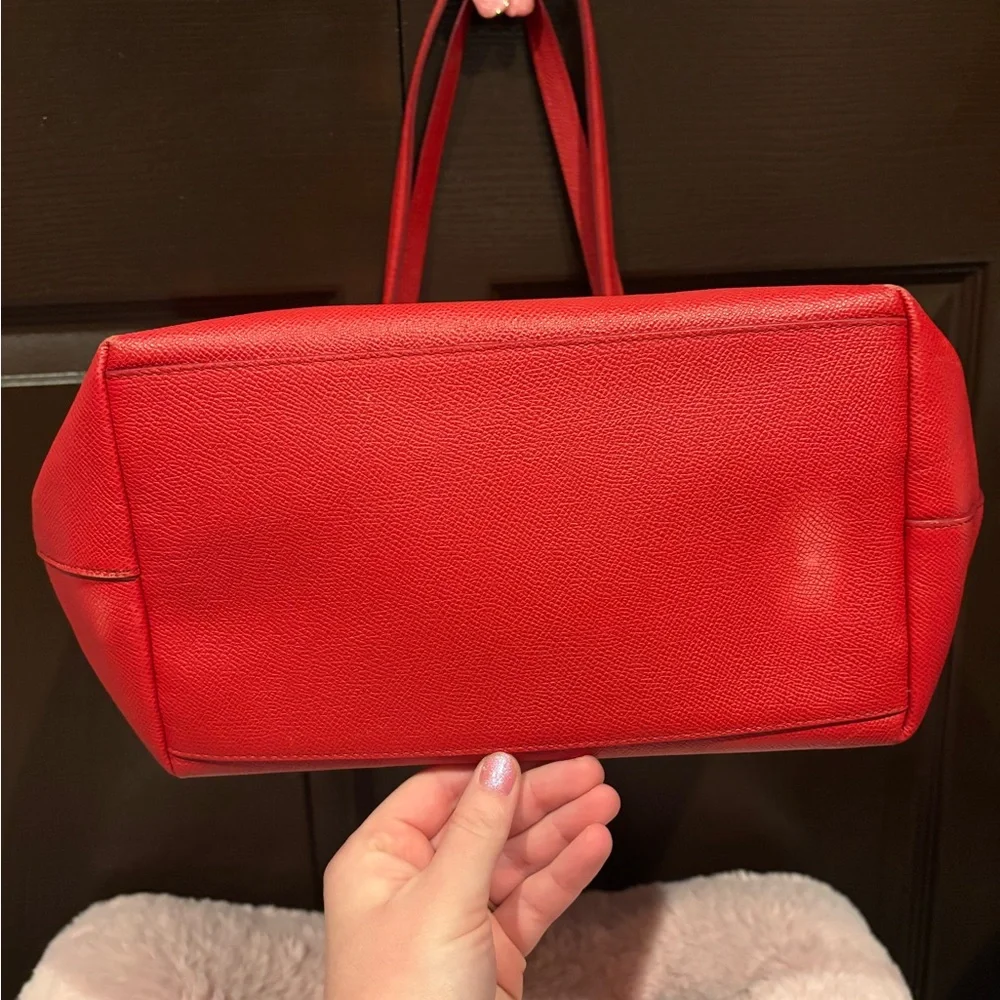 Coach GUC Town Car Tote in Red Leather - Picture 10 of 12